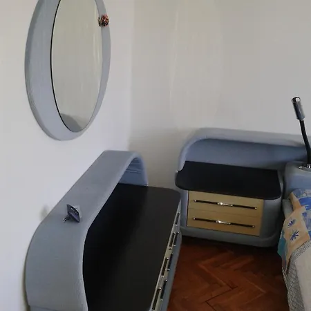 Apartman Mara *